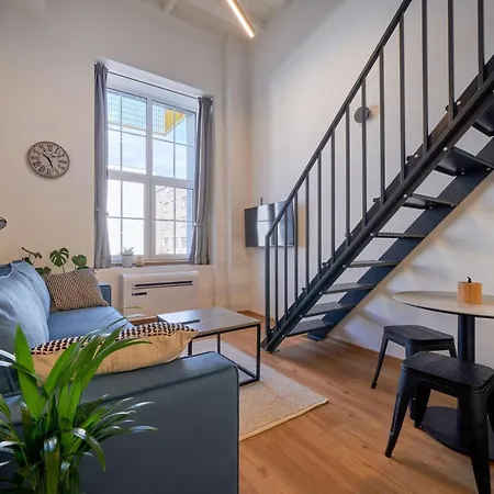 Queen Barbora Lofts * 考纳斯