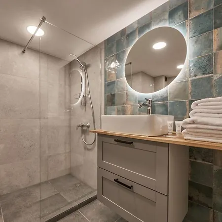 Queen Barbora Lofts Apartamento