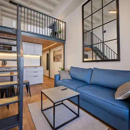 Queen Barbora Lofts